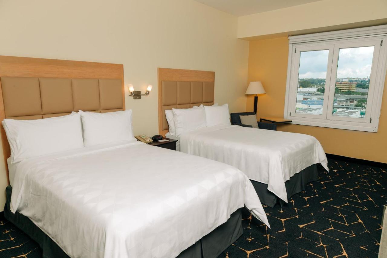 Holiday Inn San Salvador By Ihg Buitenkant foto