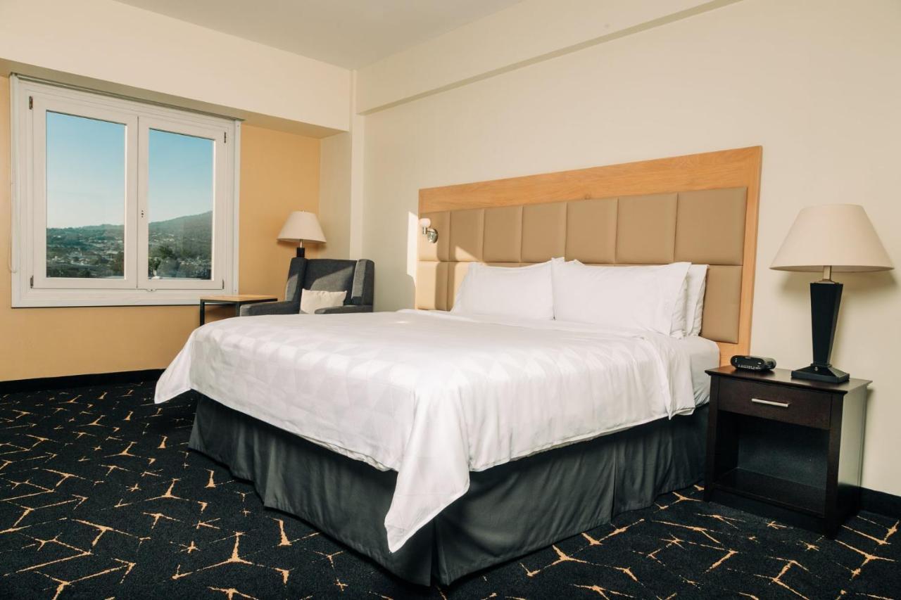 Holiday Inn San Salvador By Ihg Buitenkant foto